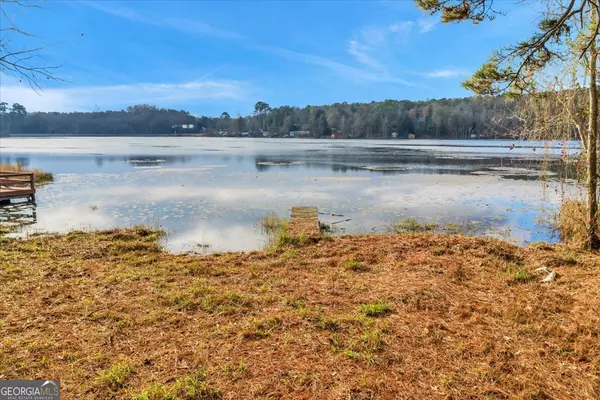 Perry, GA 31069,304 N Lake DR