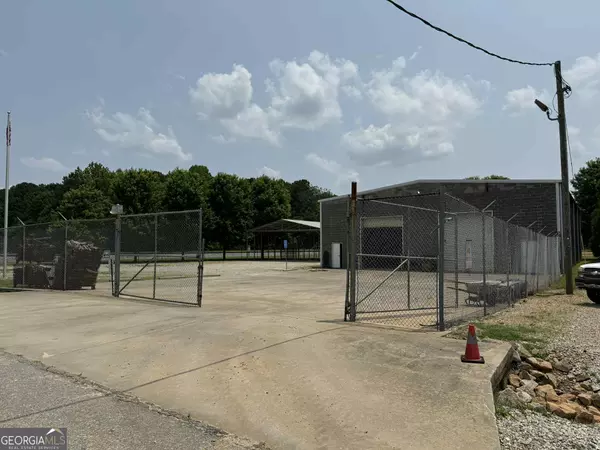 Hampton, GA 30228,820 N Steele DR