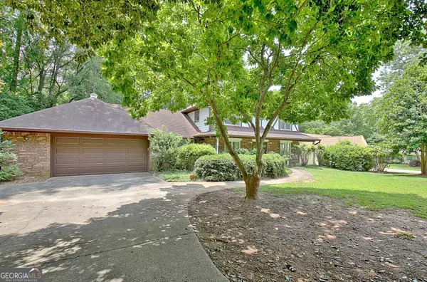 Peachtree City, GA 30269,212 Garret RDG