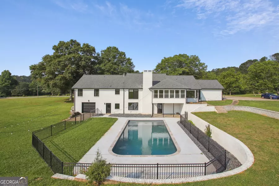 120 Red Fox RUN, Fayetteville, GA 30215