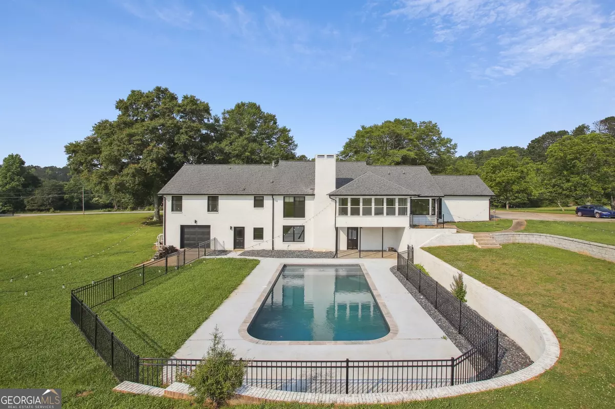 Fayetteville, GA 30215,120 Red Fox RUN