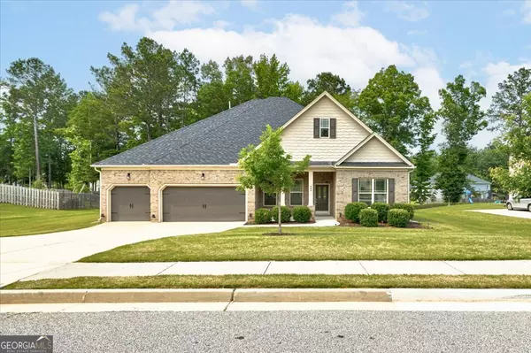 Senoia, GA 30276,445 Mulberry DR