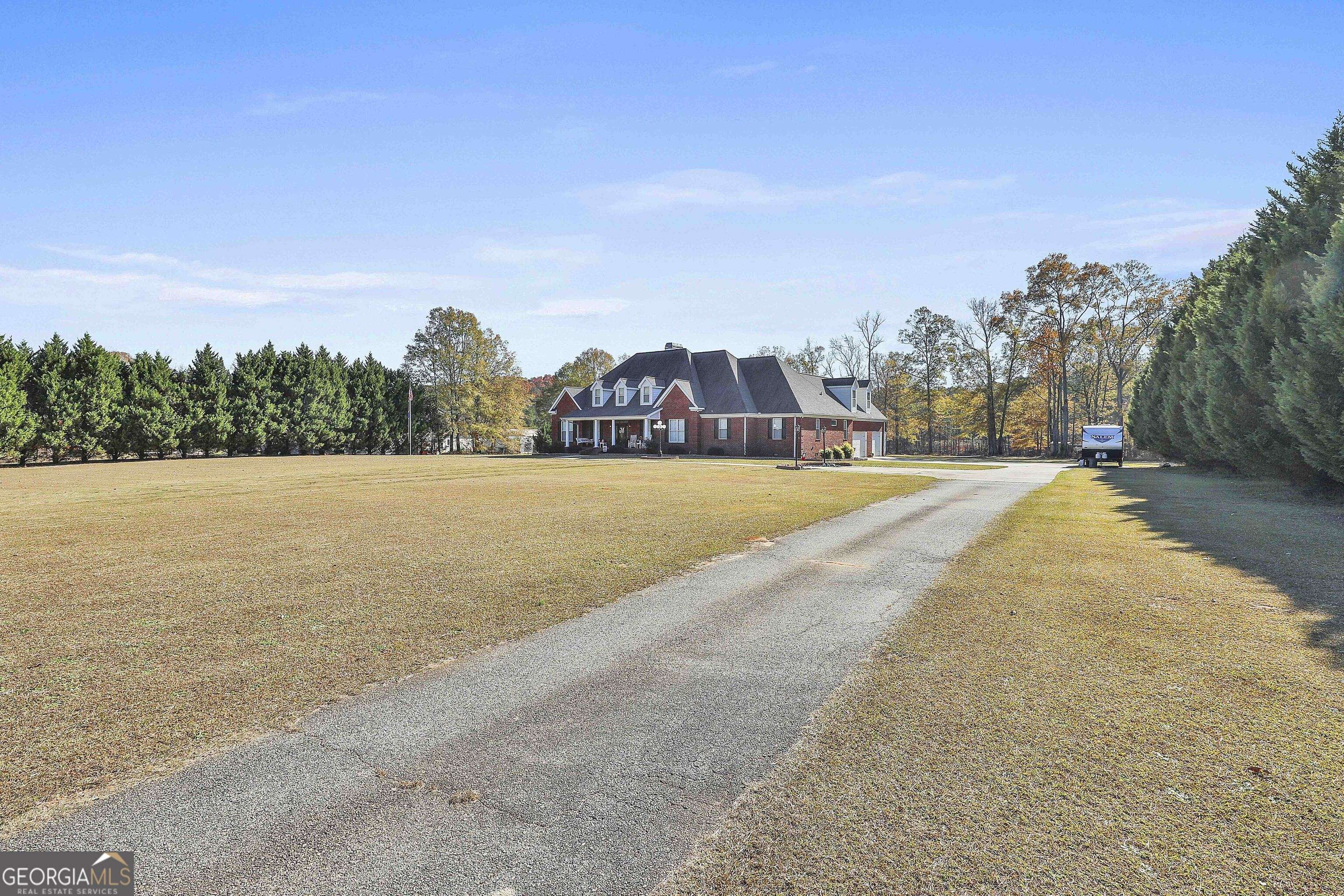 Brooks, GA 30205,395 W McIntosh RD