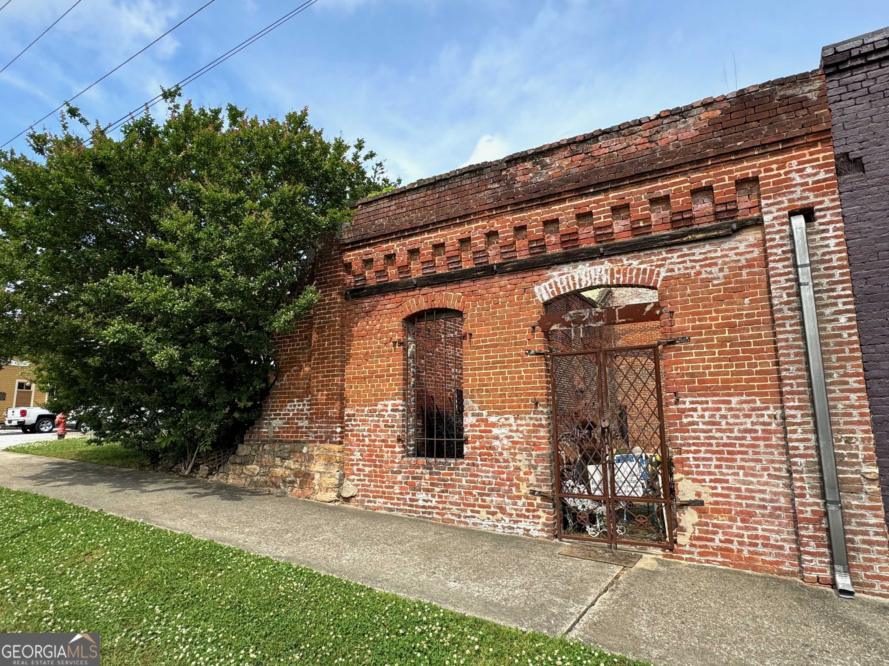 Flowery Branch, GA 30542,5504 Main ST