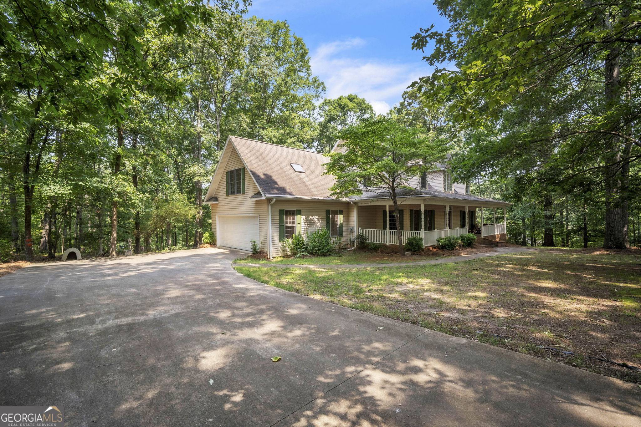 Hartwell, GA 30643,242 Pristine CV