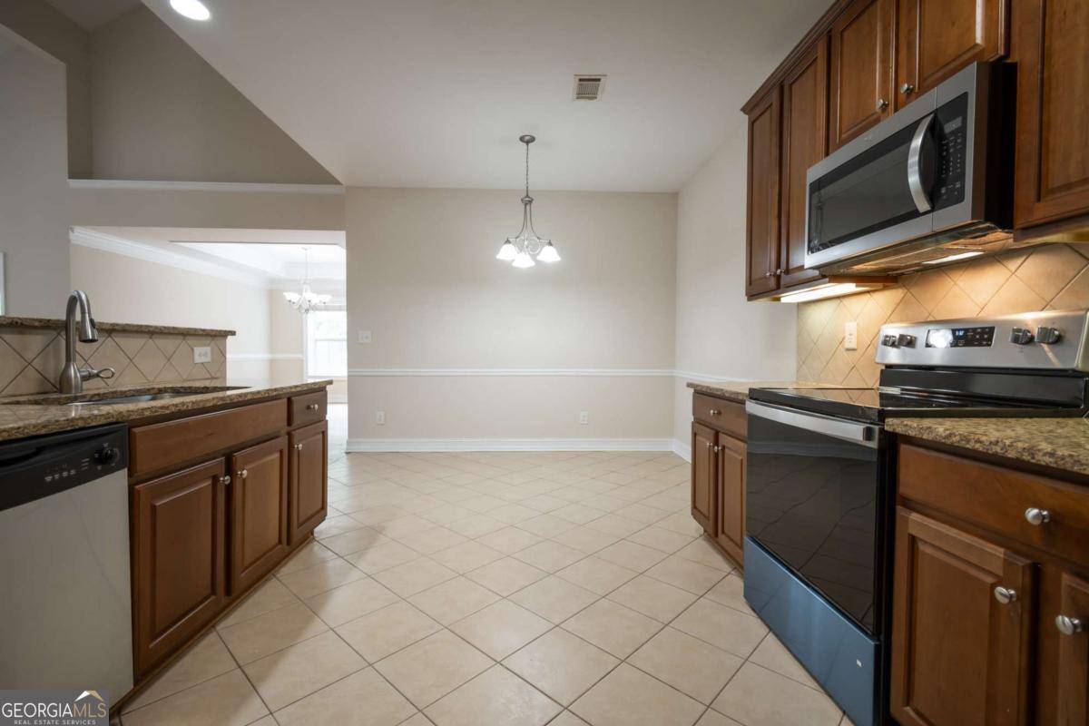 Athens, GA 30606,351 Hampton Park DR