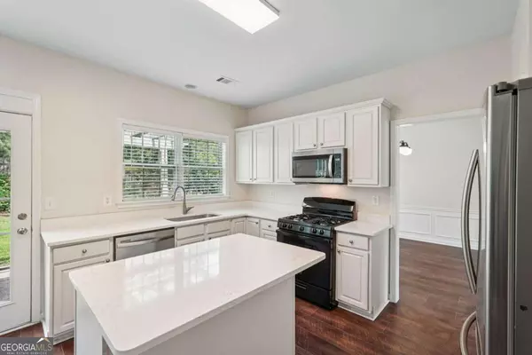 Woodstock, GA 30188,153 Towey TRL