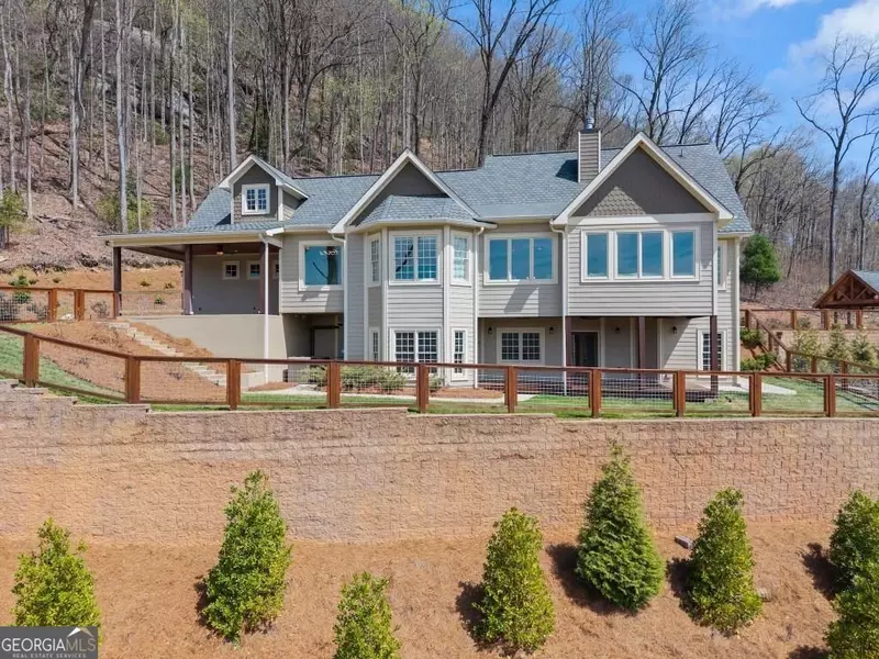 146 David DR, Tiger, GA 30576