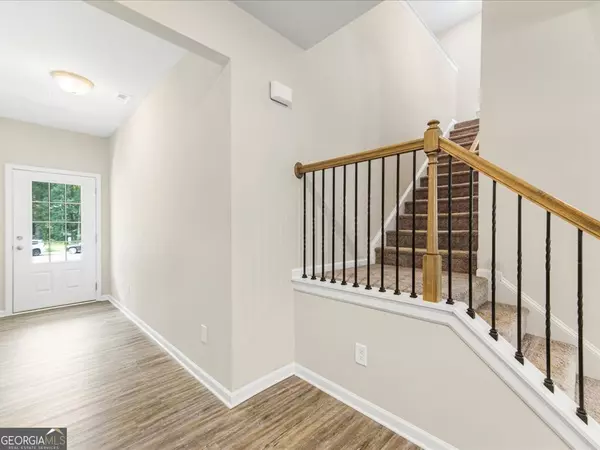 Canton, GA 30114,340 Louise LN