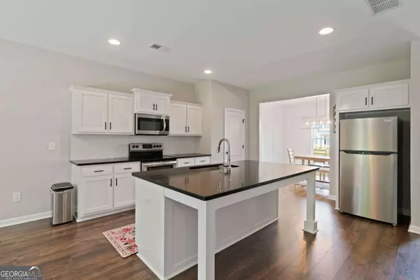 Carrollton, GA 30117,125 Kingston CIR
