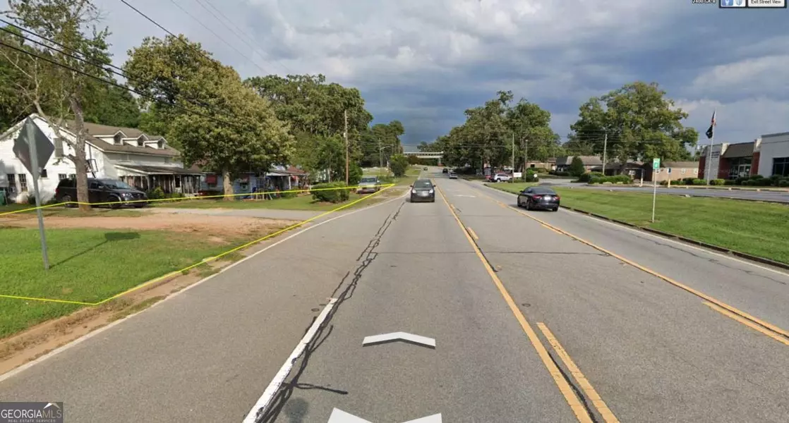 2390 W Main ST, Royston, GA 30662