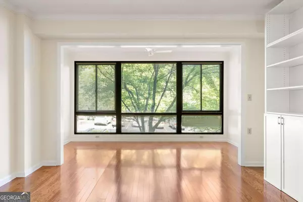 Decatur, GA 30033,1800 Clairmont LK #216