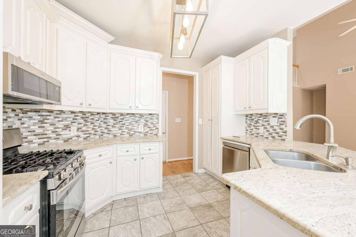 Lawrenceville, GA 30043,1305 Kelly Nelson DR