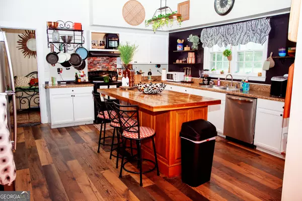 Sandersville, GA 31082,304 Warthen ST