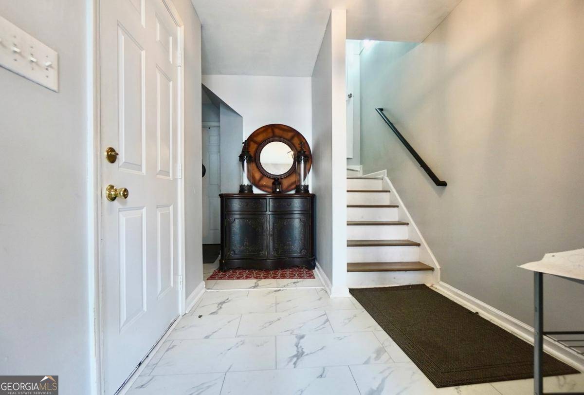 Sugar Hill, GA 30518,5996 Eagle Tiff LN