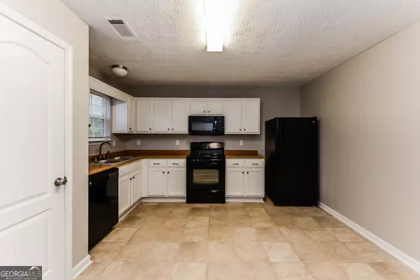 Lithonia, GA 30038,2977 Fields DR