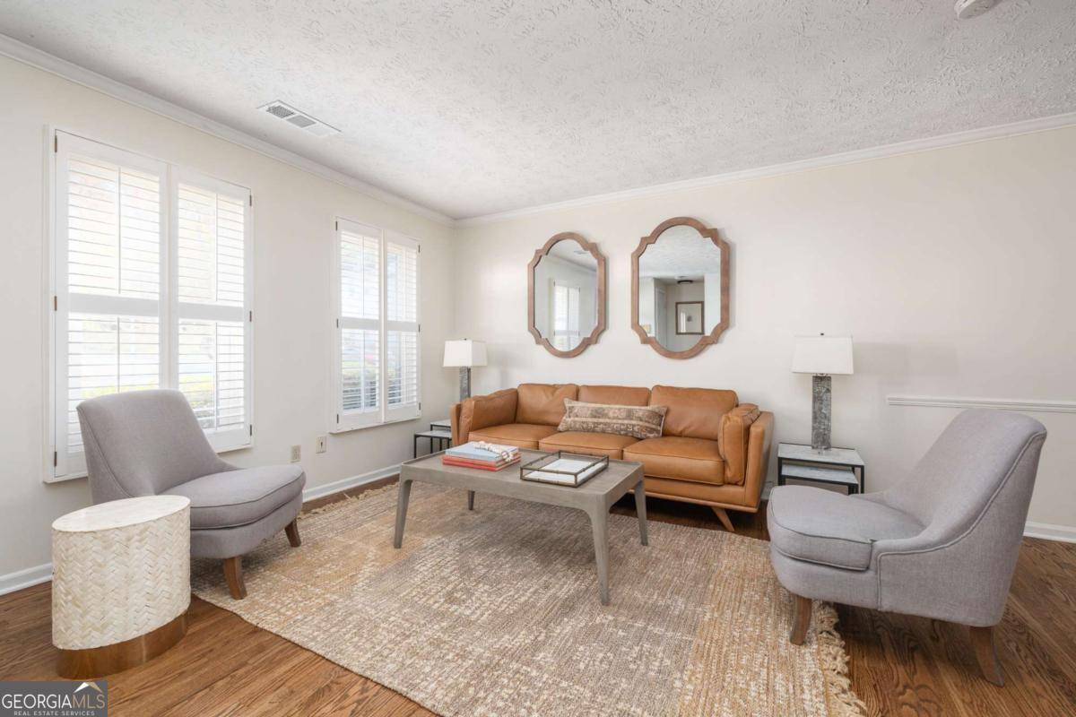 Decatur, GA 30033,834 HERITAGE SQ