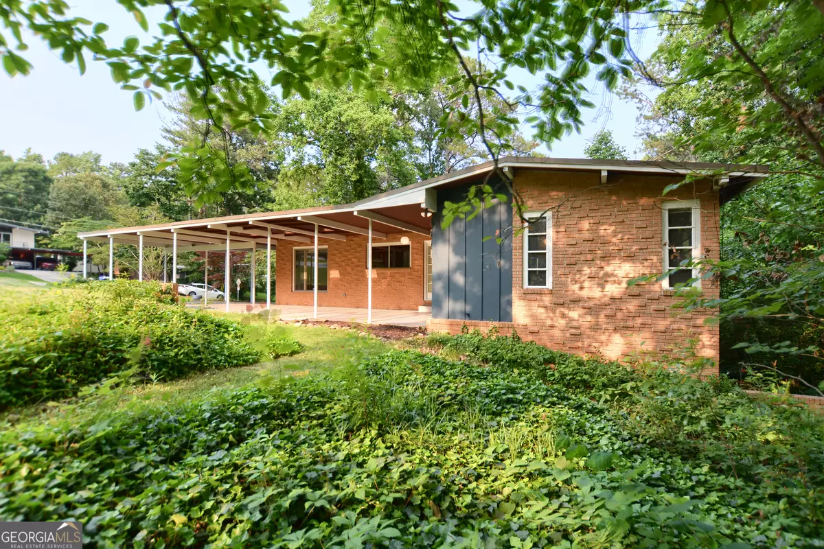Atlanta, GA 30340,3861 Foxford DR