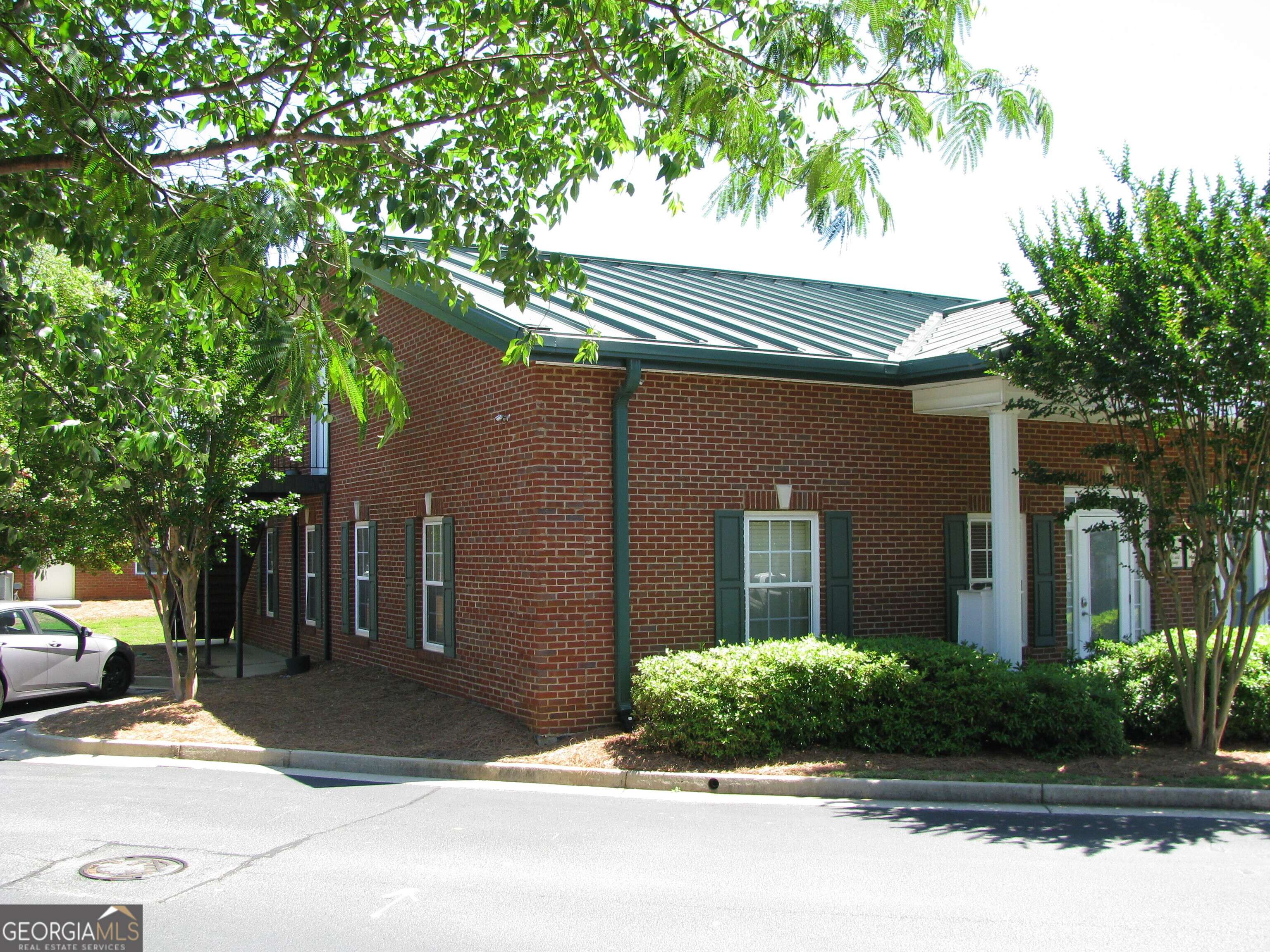 Lilburn, GA 30047,3100 Five Forks #401