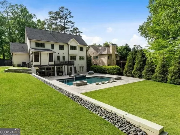 Atlanta, GA 30342,4225 Wieuca RD NE