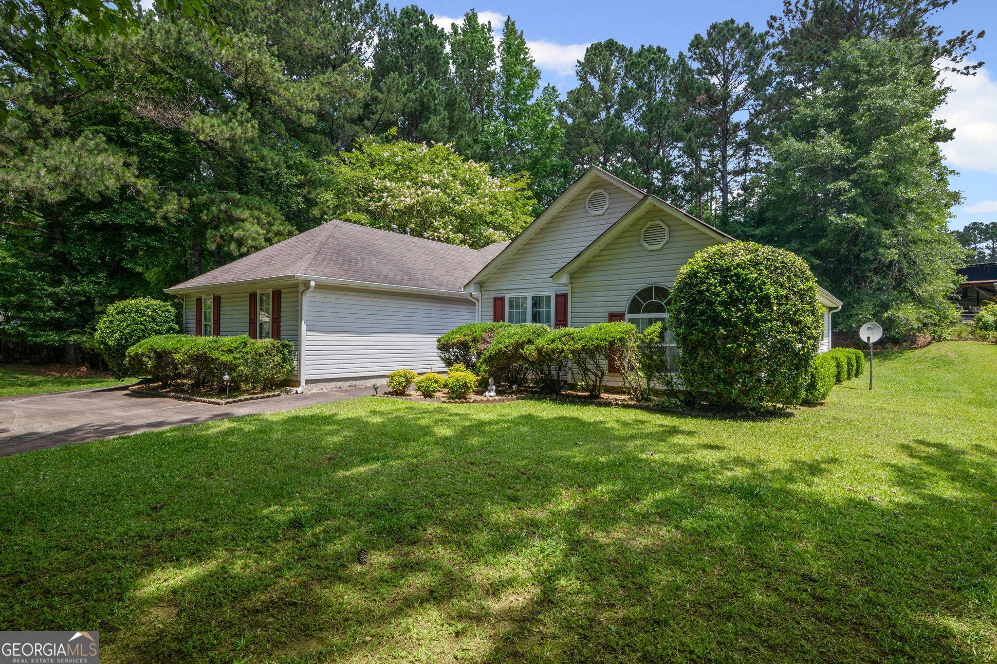 Newnan, GA 30263,45 Paces Landing DR