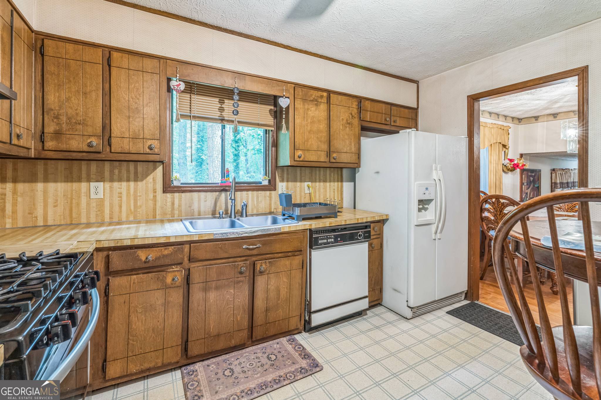 Stone Mountain, GA 30087,480 Pineburr LN