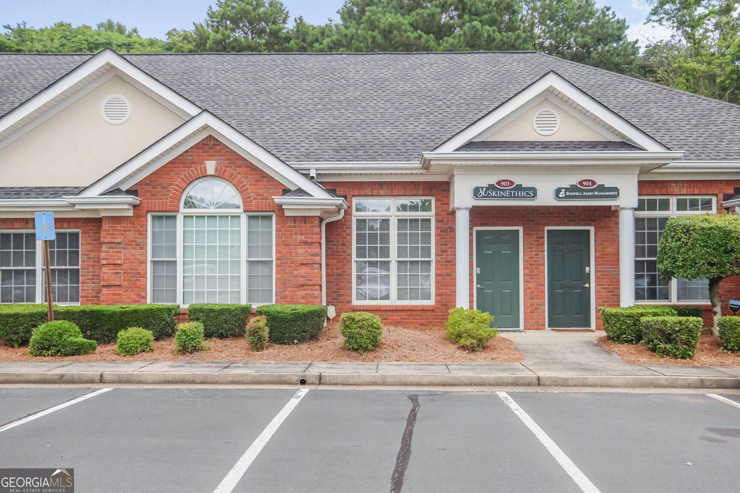 903 Macy DR, Roswell, GA 30076