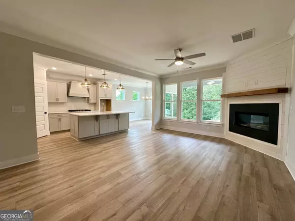 Flowery Branch, GA 30542,7040 Manchester DR