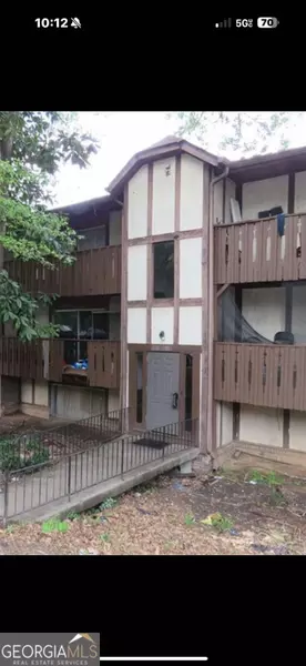 1308 CAMELOT DR, South Fulton, GA 30349