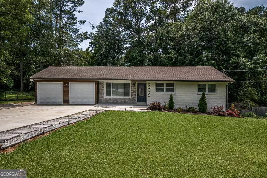 905 Hickory Ridge RD SW, Lilburn, GA 30047