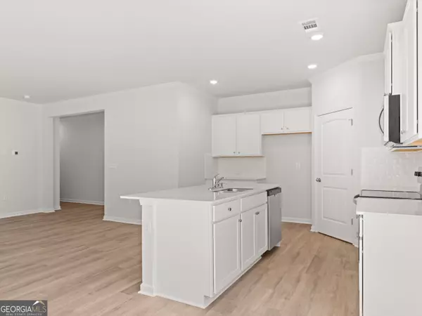 Flowery Branch, GA 30542,6722 Corryton ST