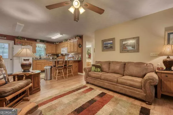 Hiawassee, GA 30546,2284 Lovingood RD #5