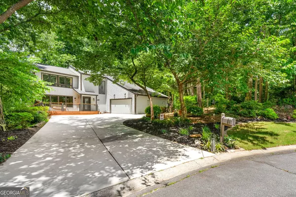 Roswell, GA 30075,4290 Inverness CT NE
