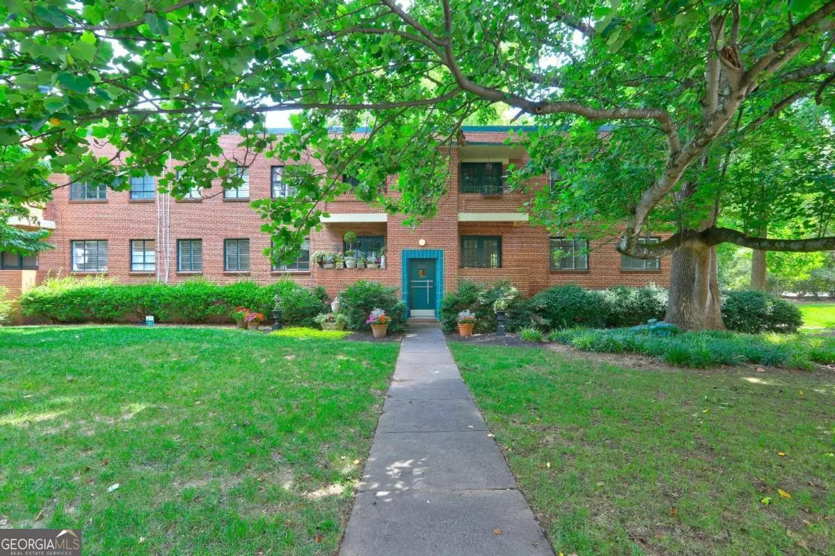 Atlanta, GA 30306,1400 Chalmette DR NE #2