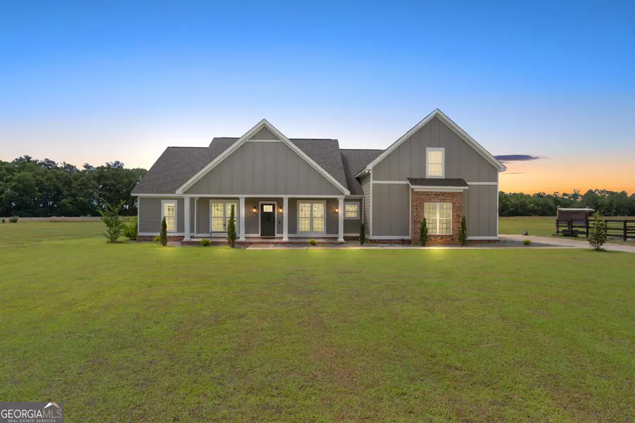 145 Peppercorn TRL, Pembroke, GA 31321