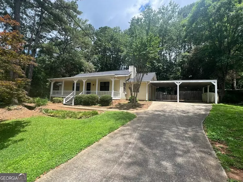 916 Curry CIR, Conyers, GA 30094
