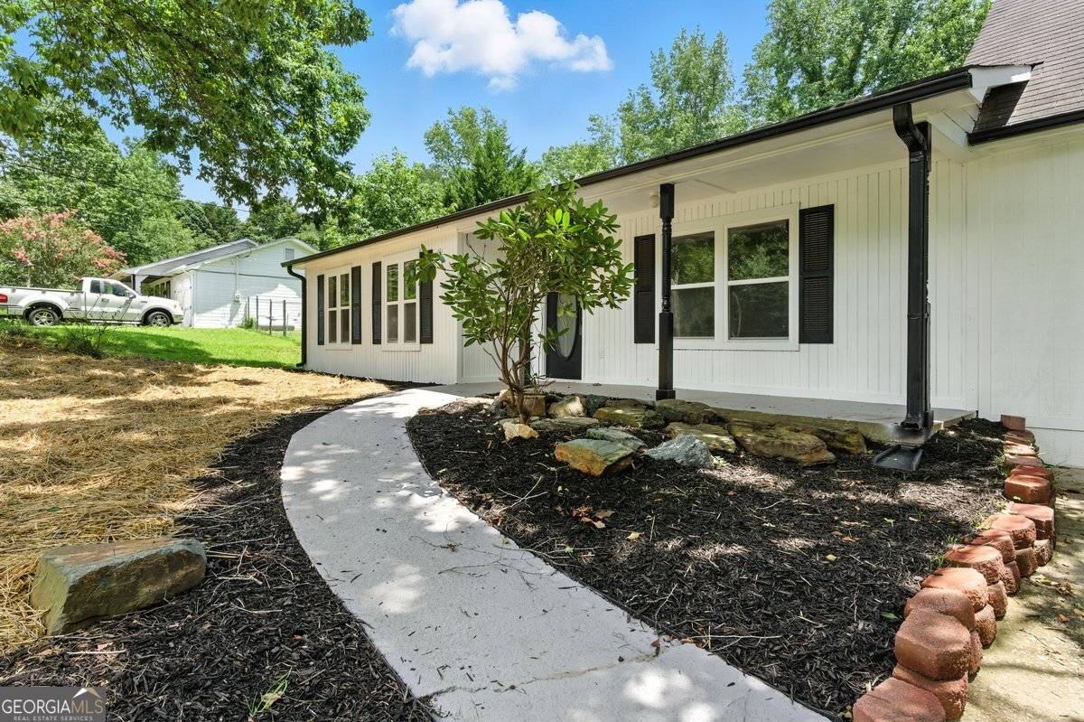 Hiram, GA 30141,144 Cathy LN