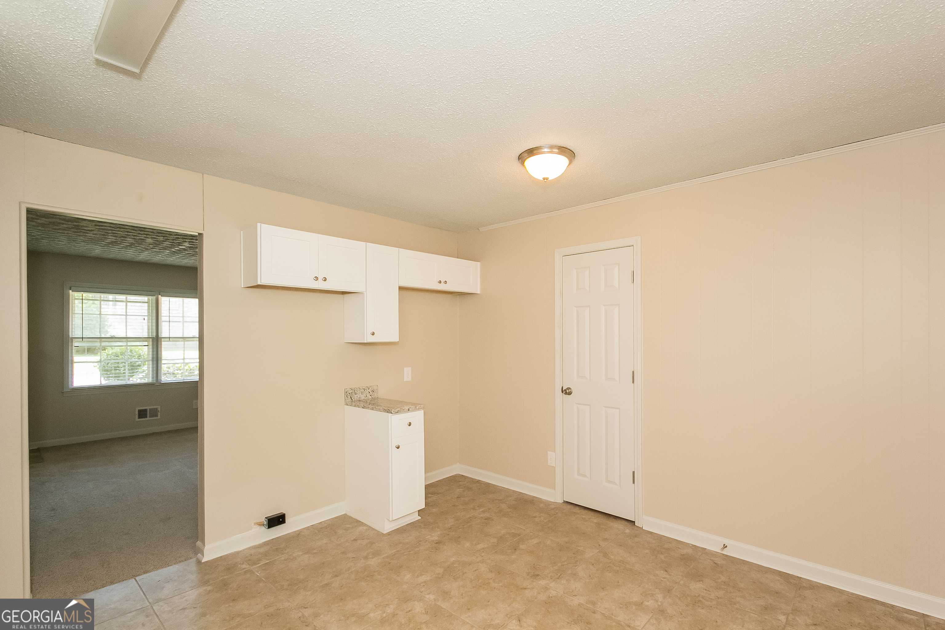 Morrow, GA 30260,6090 Graceland CIR