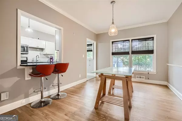 Atlanta, GA 30319,3685 Cantrell RD NE