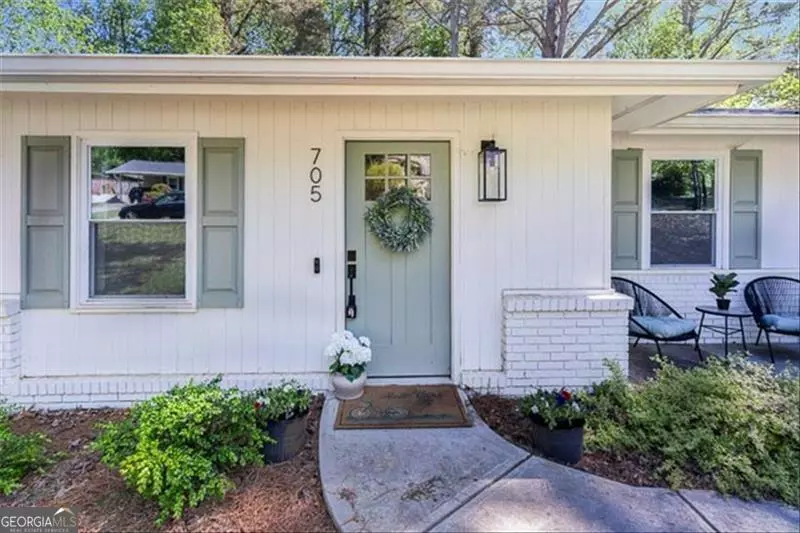 705 STEWART CIR, Marietta, GA 30064