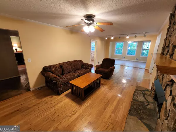 Marietta, GA 30062,3054 Whisper Knob RD