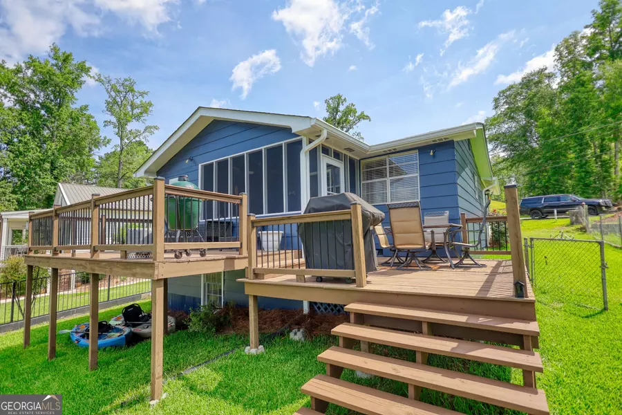 233 S Spring RD, Eatonton, GA 31024