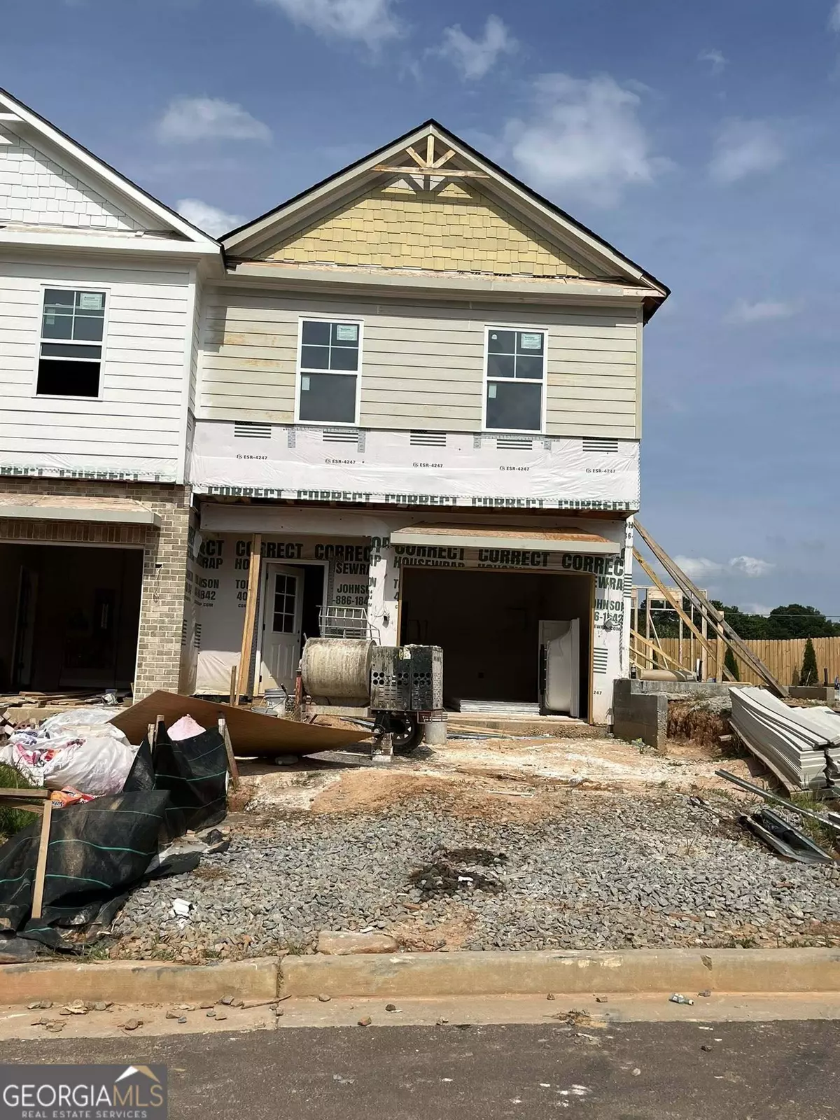 Hoschton, GA 30548,49 Creekside Commons DR