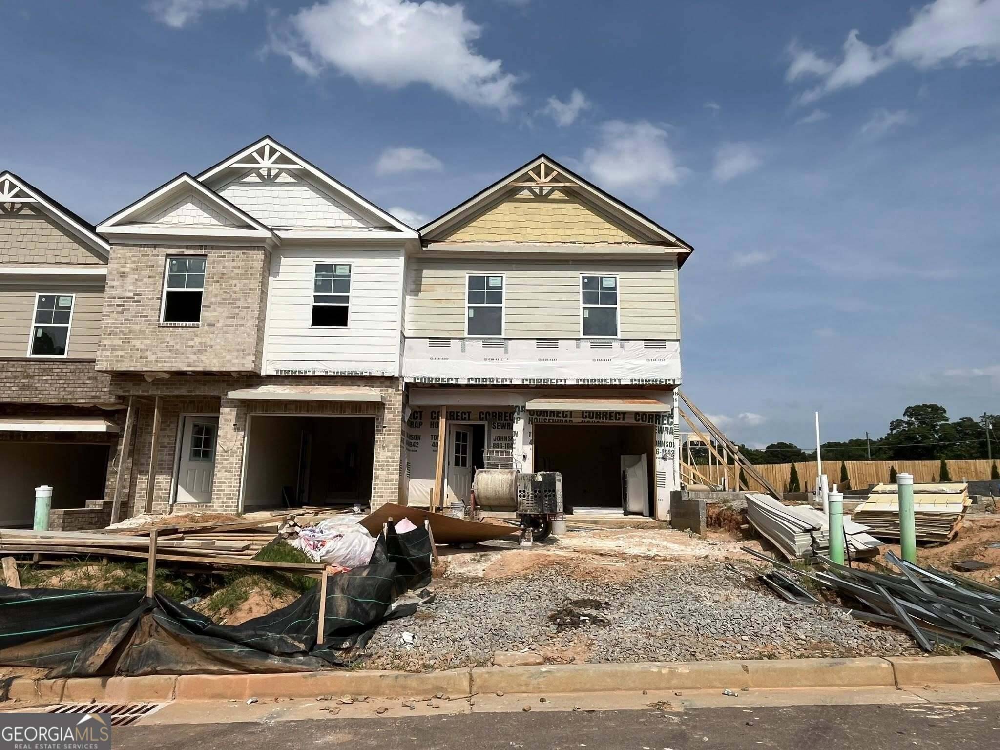 Hoschton, GA 30548,49 Creekside Commons DR