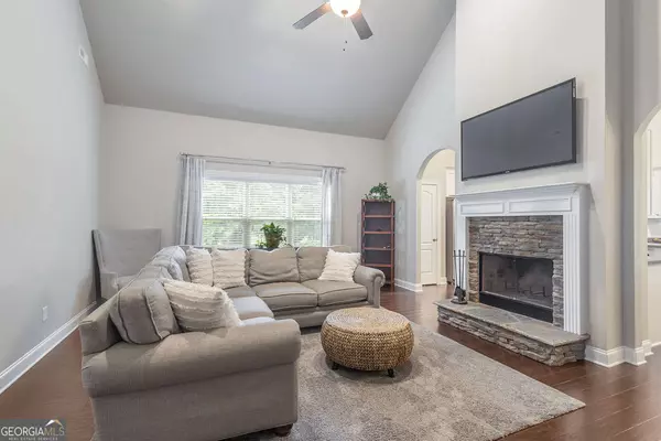 Senoia, GA 30276,130 Fox Hall XING E
