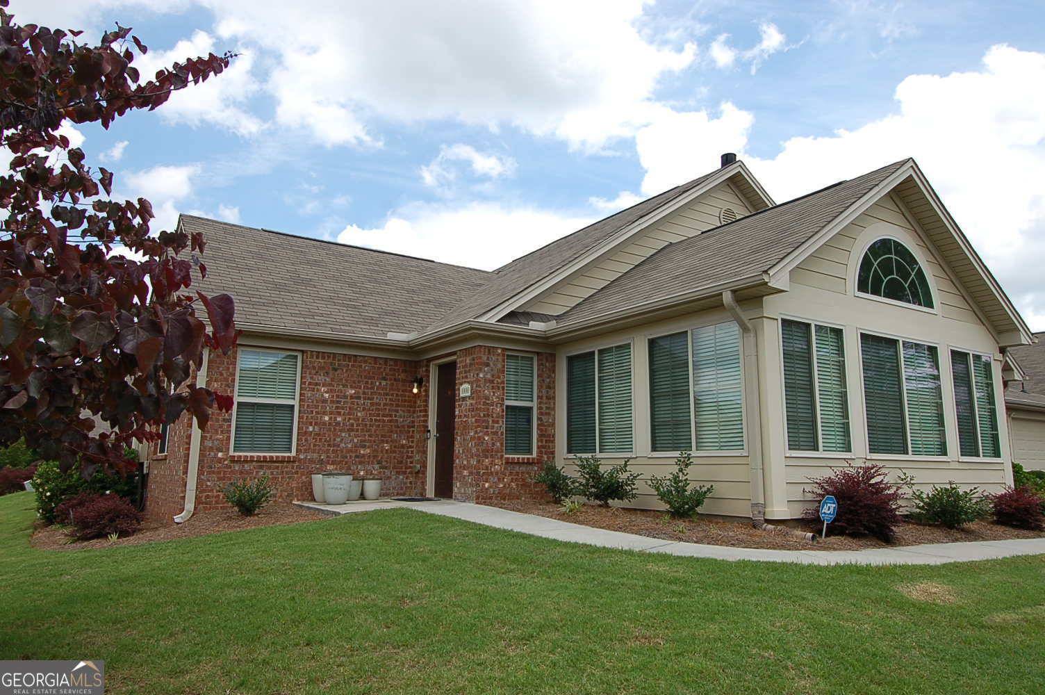 1000 Silver Summit DR SE, Conyers, GA 30094
