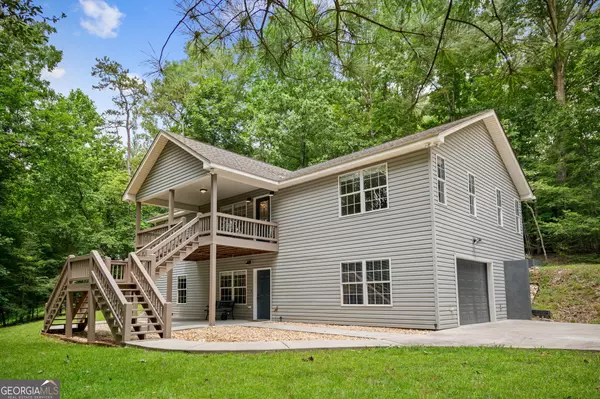 Ellijay, GA 30540,208 Summit ST