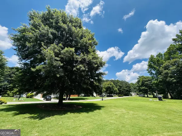 Bethlehem, GA 30620,515 Pin Oak DR