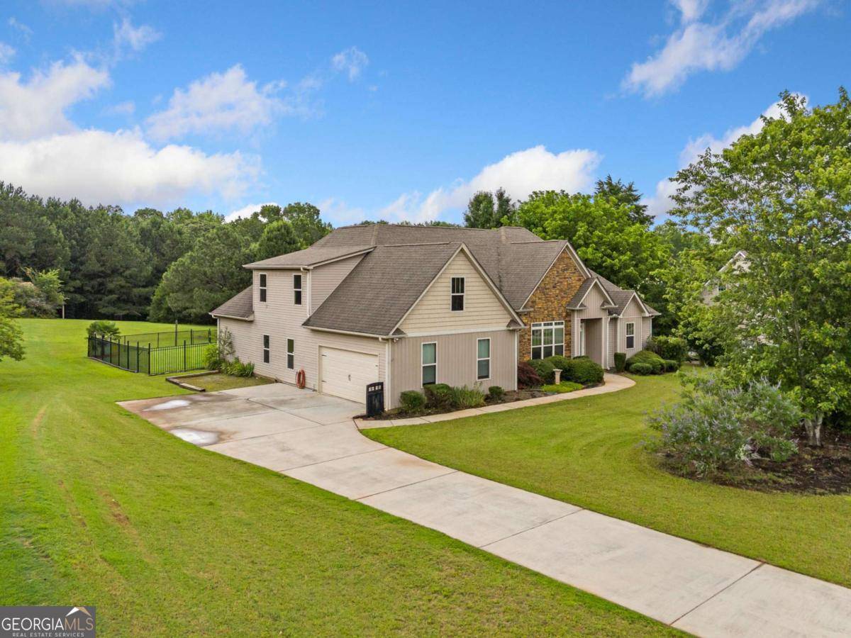25 Massengale Farms CT, Senoia, GA 30276