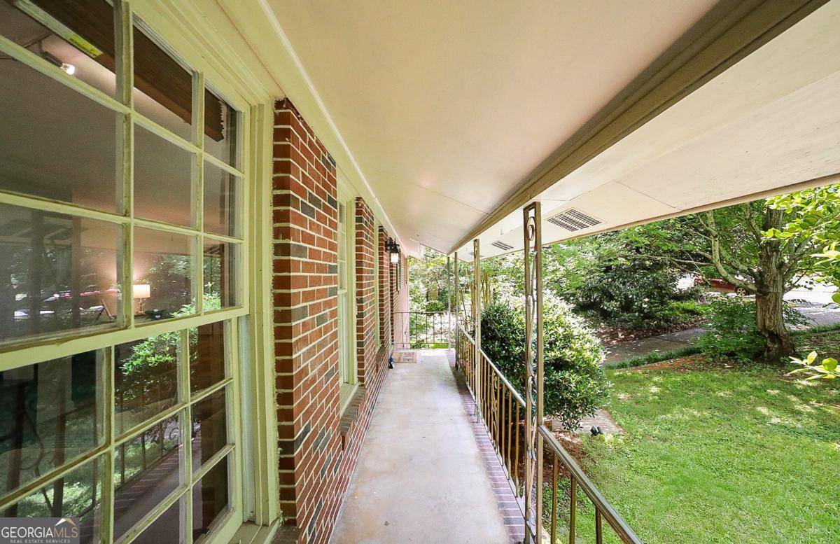 Athens, GA 30605,221 College CIR